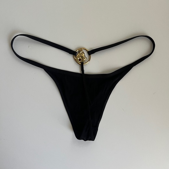 Silk Thong - Picture 5 of 5